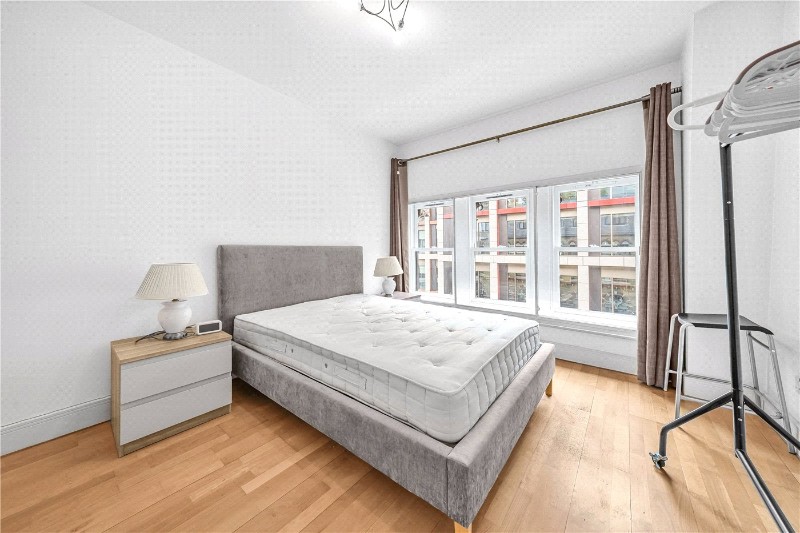 Farringdon Road, London, EC1M