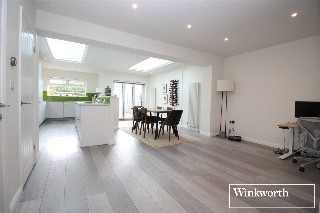 Featherstone Gardens, Borehamwood, Hertfordshire, WD6