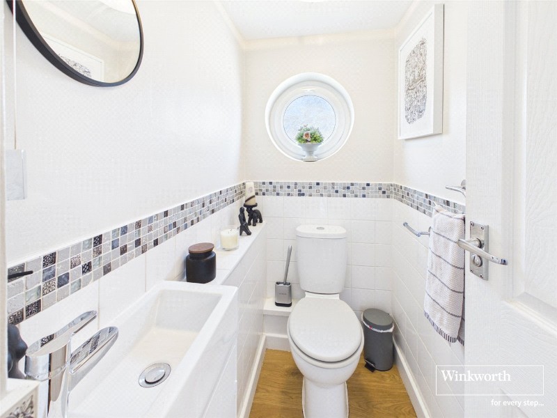 Dalby Crescent, Newbury, Berkshire, RG14