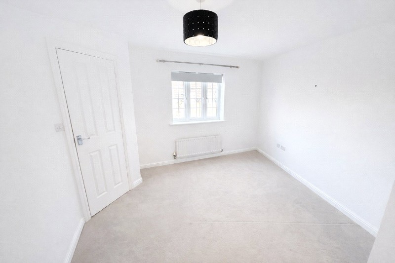 Holloway Avenue, Bourne, Lincolnshire, PE10