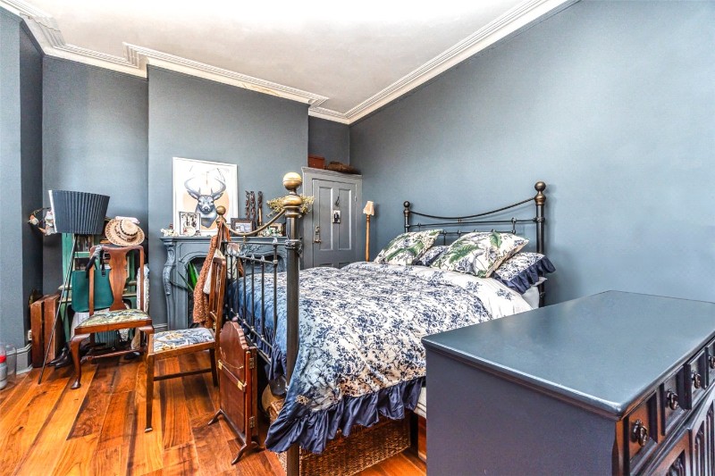 Mildenhall Road, London, E5