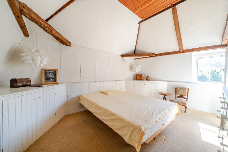 Chamber Lane, Farnham, Surrey, GU10