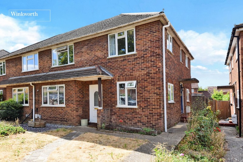 Ardrossan Gardens, Worcester Park, Surrey, KT4