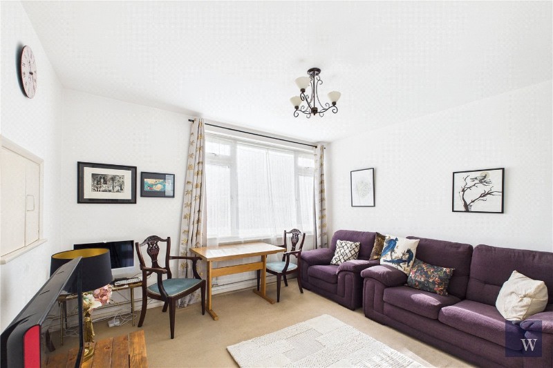 Streatham High Road, London, SW16