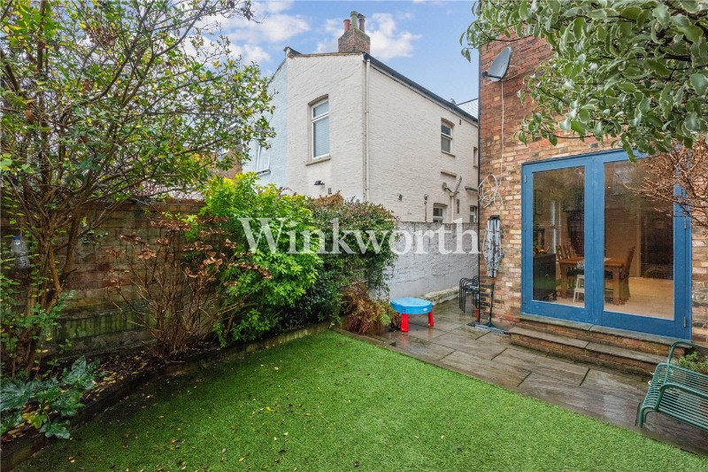 Greyhound Road, London, N17