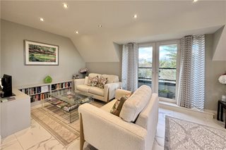 Amersham Road, Beaconsfield, Buckinghamshire, HP9