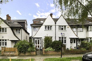 Park Drive, London, W3