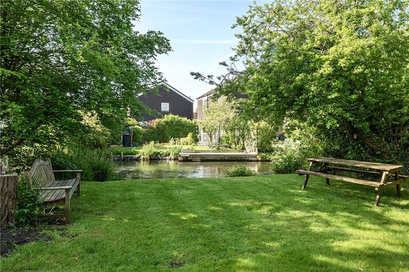 Kiln Road, Newbury, Berkshire, RG14