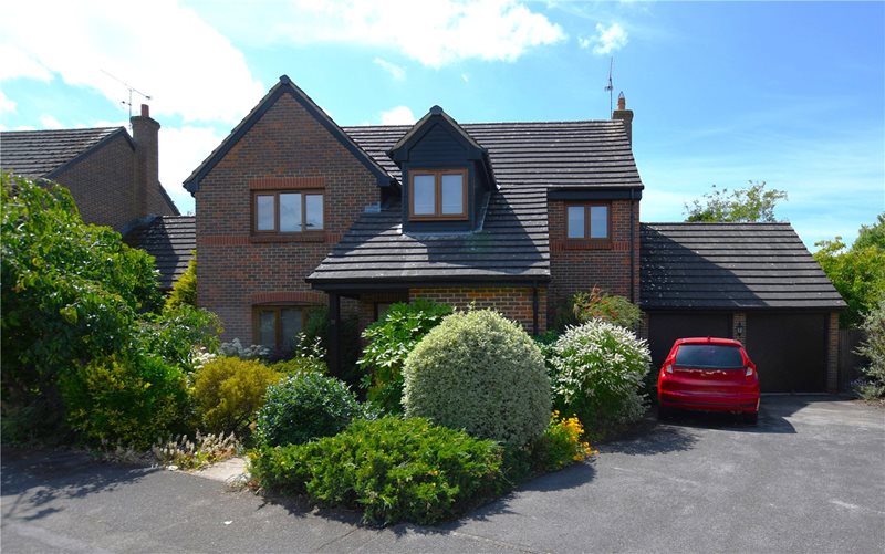 Bishops Drive, Wokingham, Berkshire, RG40