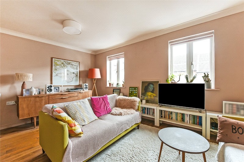 Barentin Way, Petersfield, Hampshire, GU31