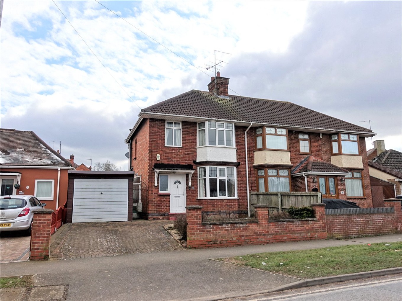 3 bedroom property for sale in Fairway, Kingsley, Northampton, NN2 (Ref