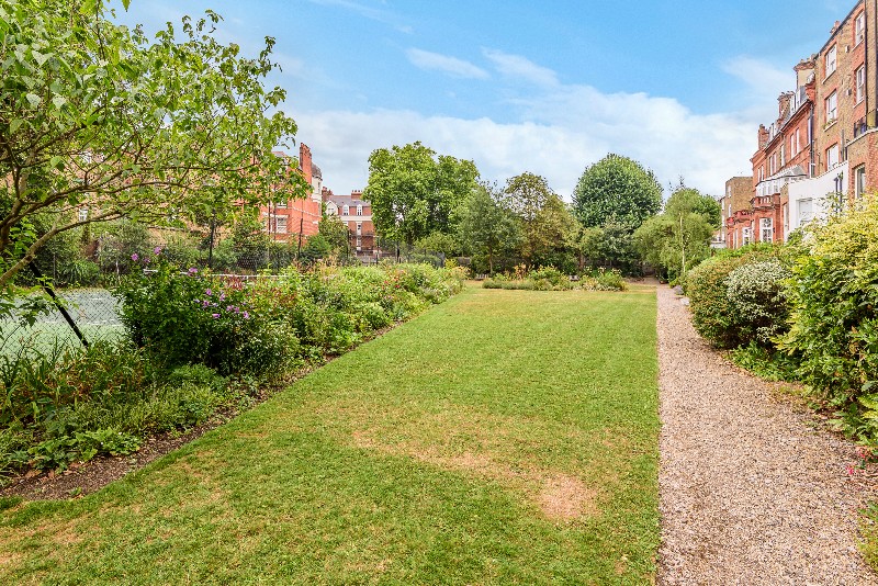 Sutherland Avenue, Maida Vale, London, W9