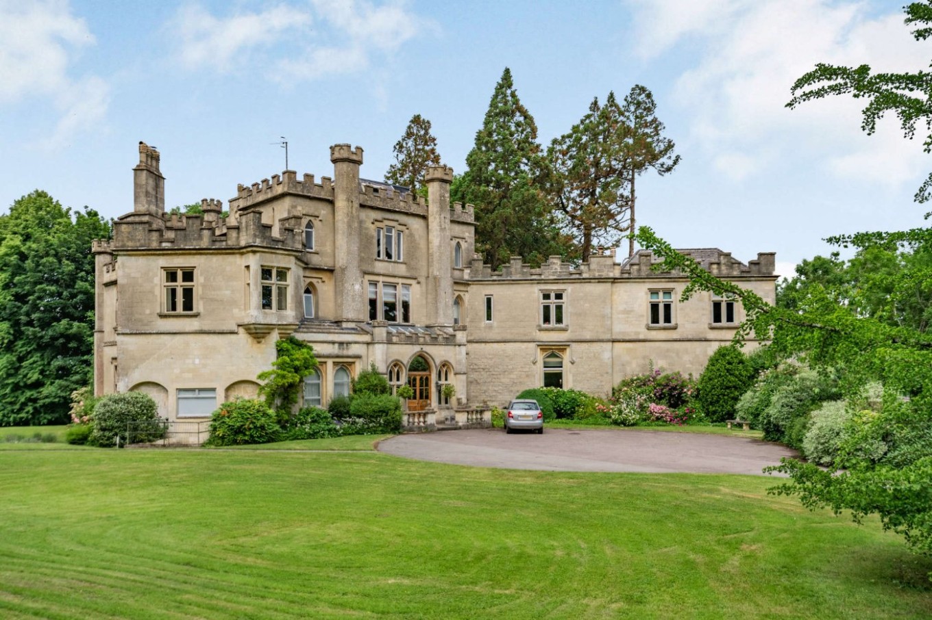 2 bedroom property for sale in Battlefields House, Lansdown, Bath, BA1