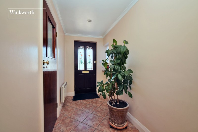 Highfield Drive, Epsom, Surrey, KT19