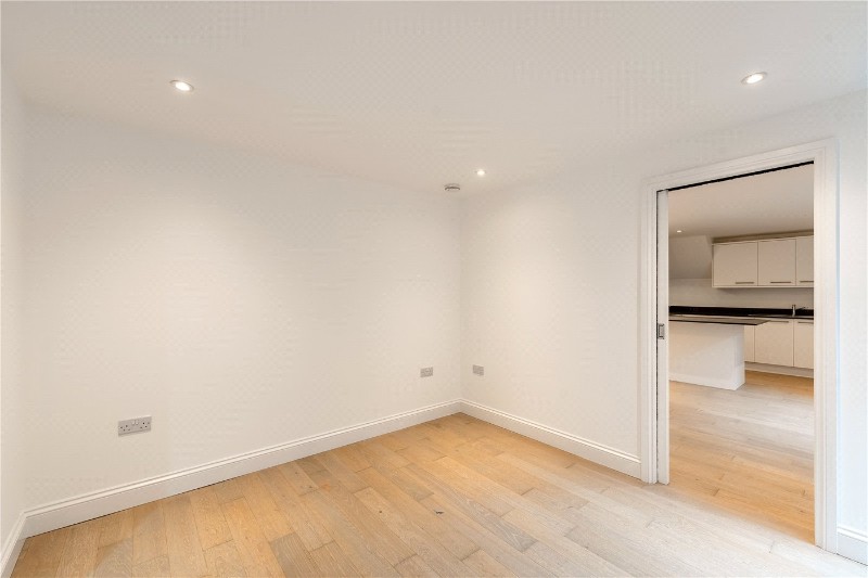 Queens Road, Weybridge, Surrey, KT13