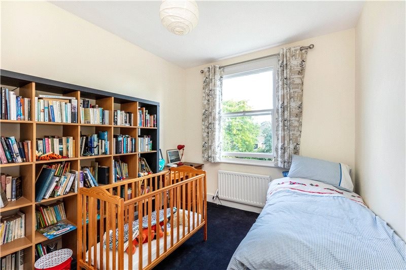 Hillersdon Avenue, Barnes, London, SW13