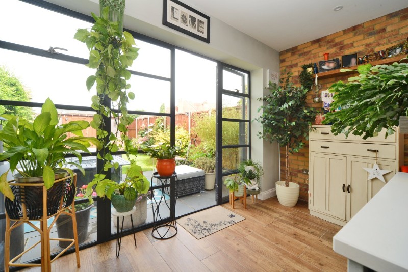 Longfellow Road, Worcester Park, KT4