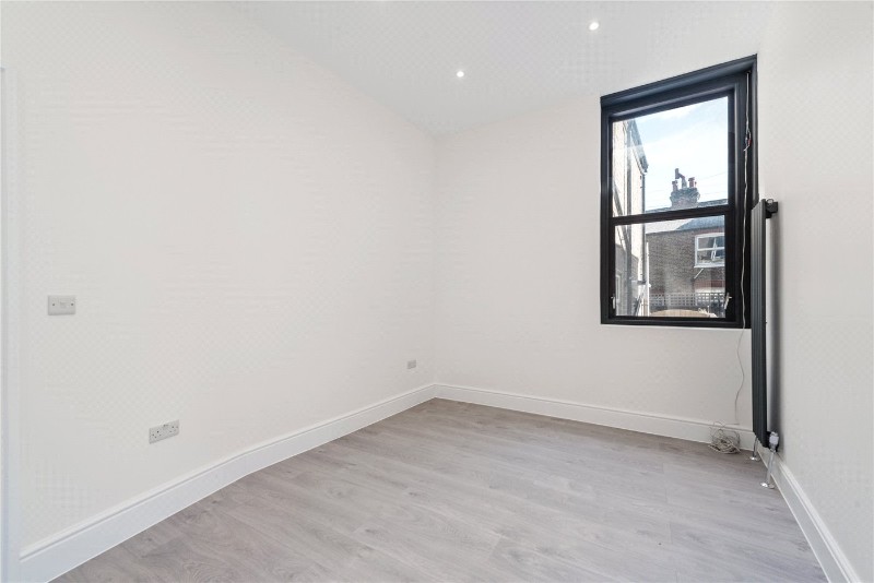 London Road, London, SW17