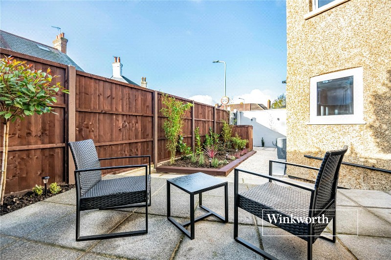 Alston Road, High Barnet, EN5