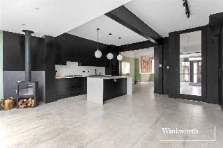 Claigmar Gardens, Finchley, London, N3