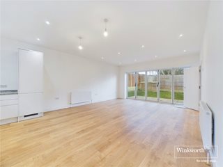 Maxwelton Close, Mill Hill, NW7