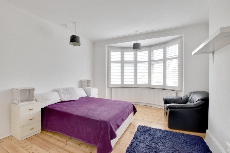 Charlton Road, Charlton, London, SE7