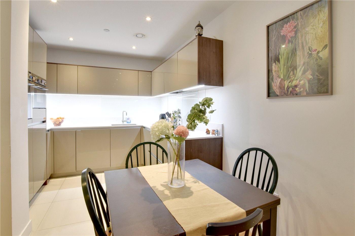Kitchen/Dining Area