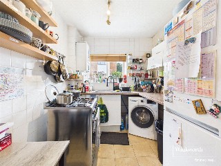 Great North Way, London, NW4