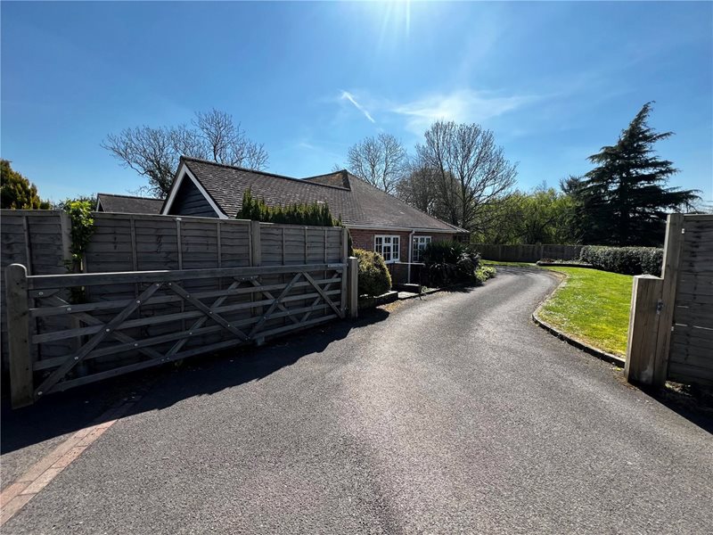Richmond Farm, Brickworth Road, Whiteparish, Wiltshire, SP5