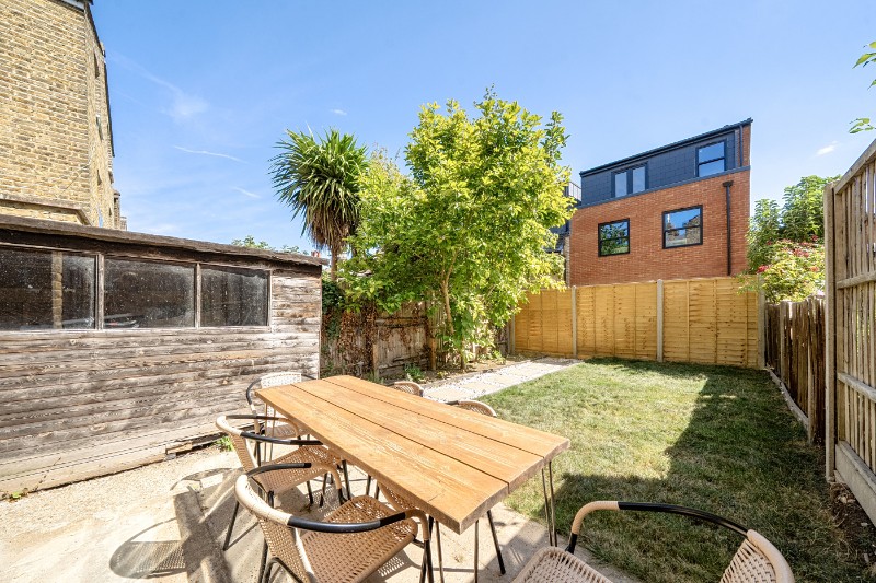 Farren Road, London, SE23