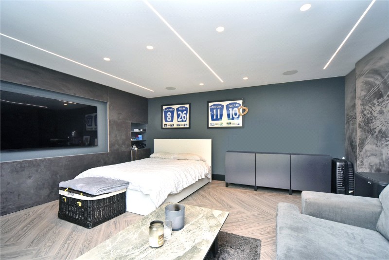 Chipstead Way, Banstead, Surrey, SM7