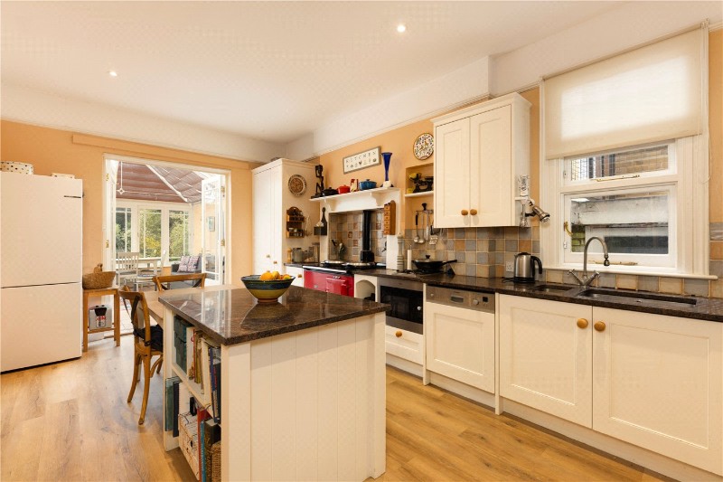 Larpent Avenue, Putney, London, SW15