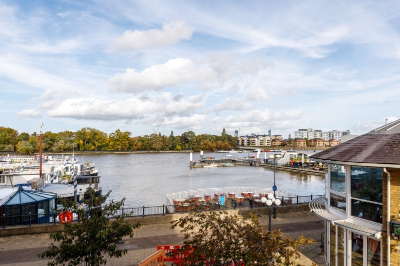 Point Pleasant, London, SW18
