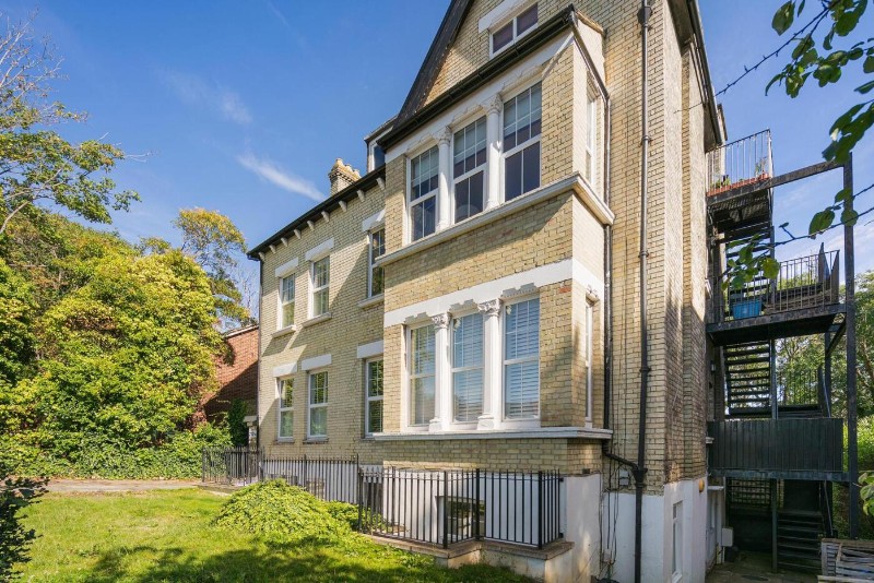 Sylvan Road, London, SE19