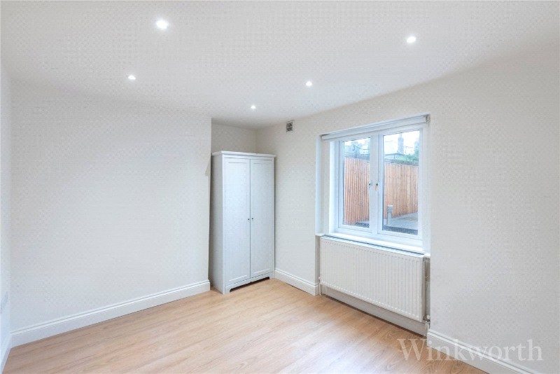 Thurlow Park Road, London, SE21
