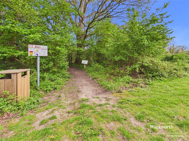 Lailey Path, Shinfield, RG2