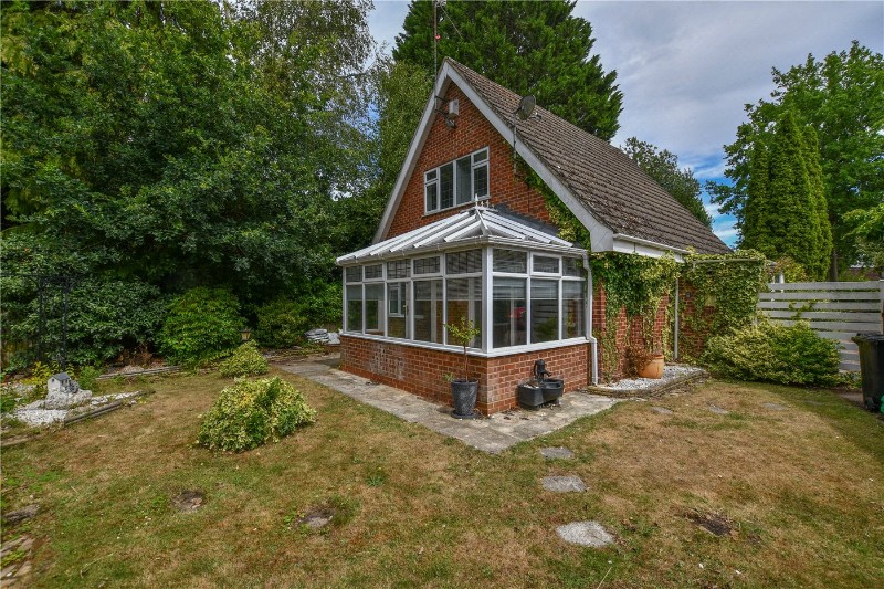 Foxcote, Finchampstead, Wokingham, Berkshire, RG40