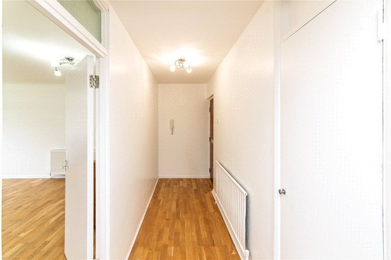 Etchingham Park Road, Finchley, London, N3