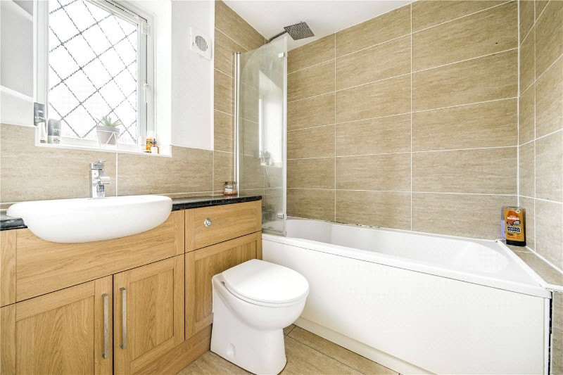 Shepherds Chase, Bagshot, Surrey, GU19