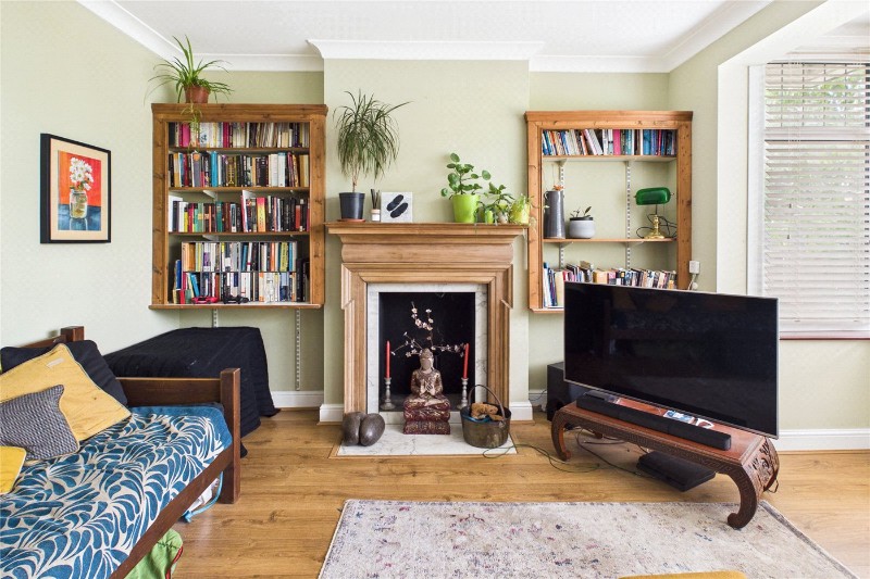 Wavertree Road, London, SW2