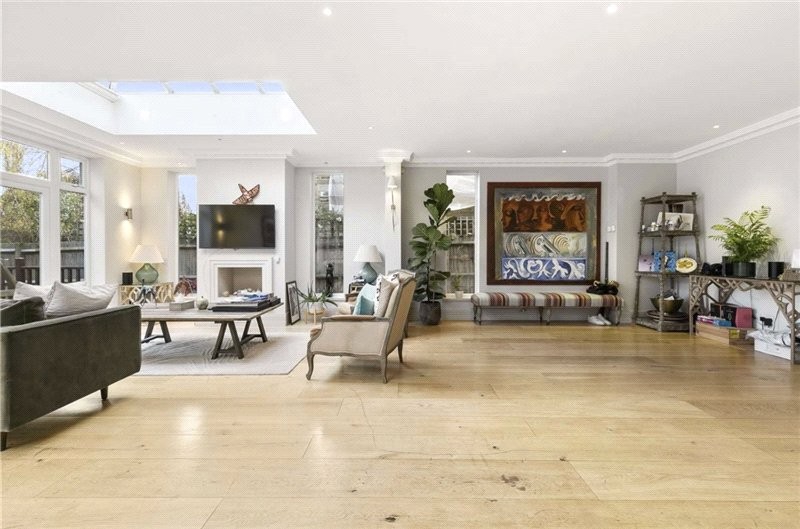 Belgrave Road, Barnes, London, SW13