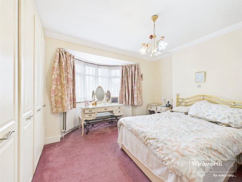 Holders Hill Avenue, London, NW4