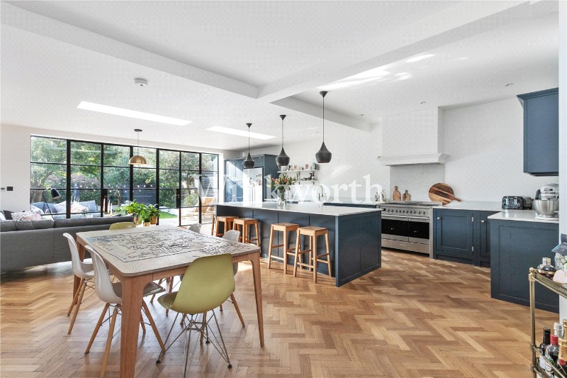 Fox Lane, London, N13