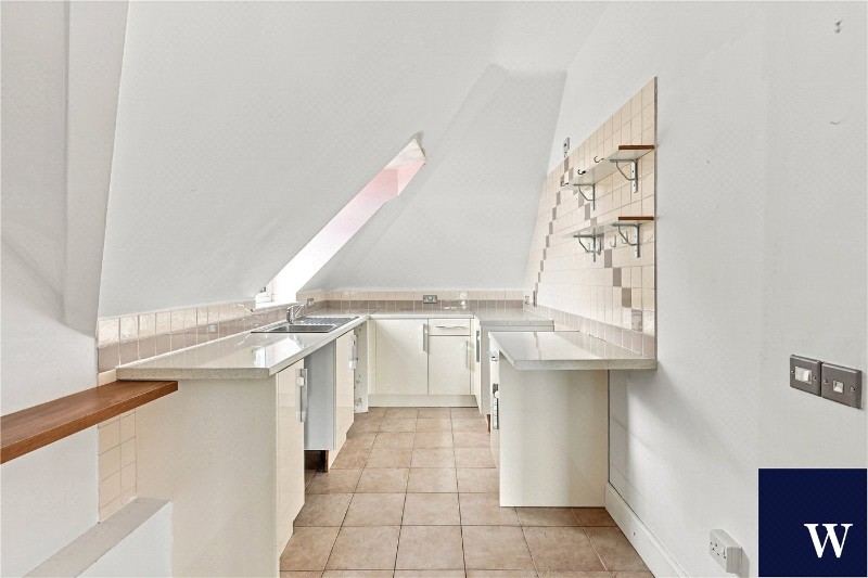 Hendon Lane, Finchley, London, N3