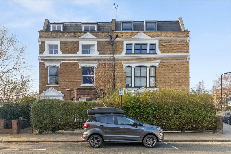 Princess Crescent, London, N4