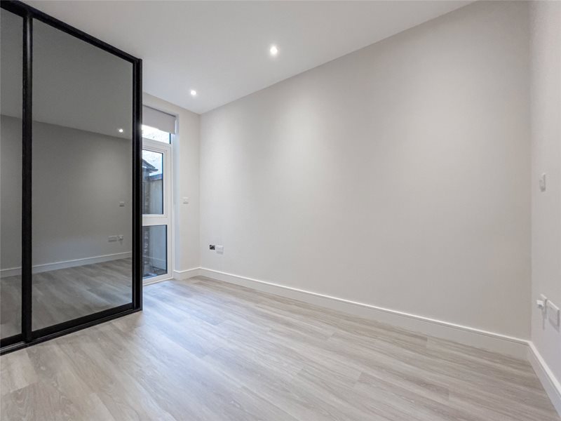 Purves Road, London, NW10