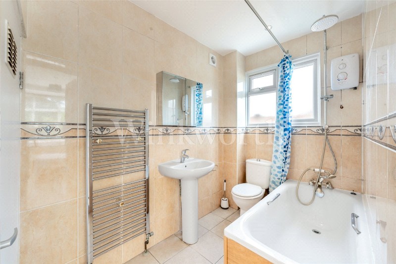 Pennine Drive, London, NW2