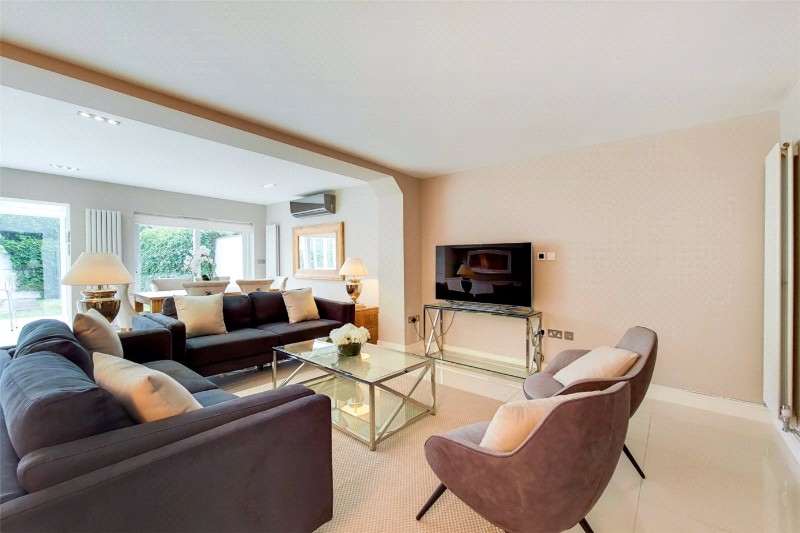Court Close, St John's Wood Park, St John's Wood, London, NW8