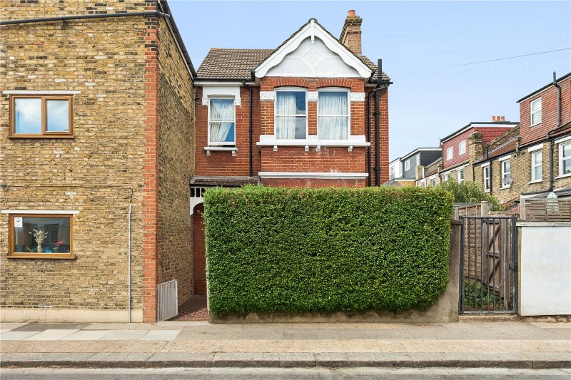 Fallsbrook Road, London, SW16