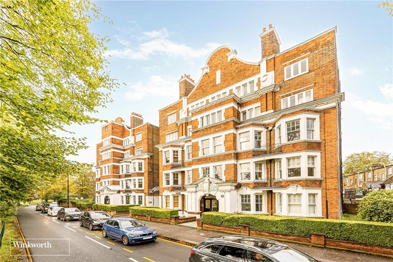 Sutton Lane North, London, W4